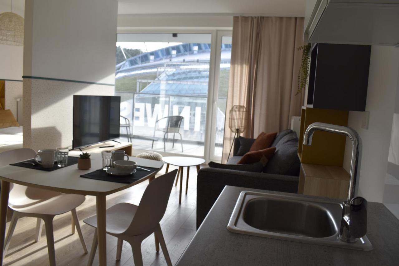 White Apartment Modern Tower Atal Gdynia Exterior foto